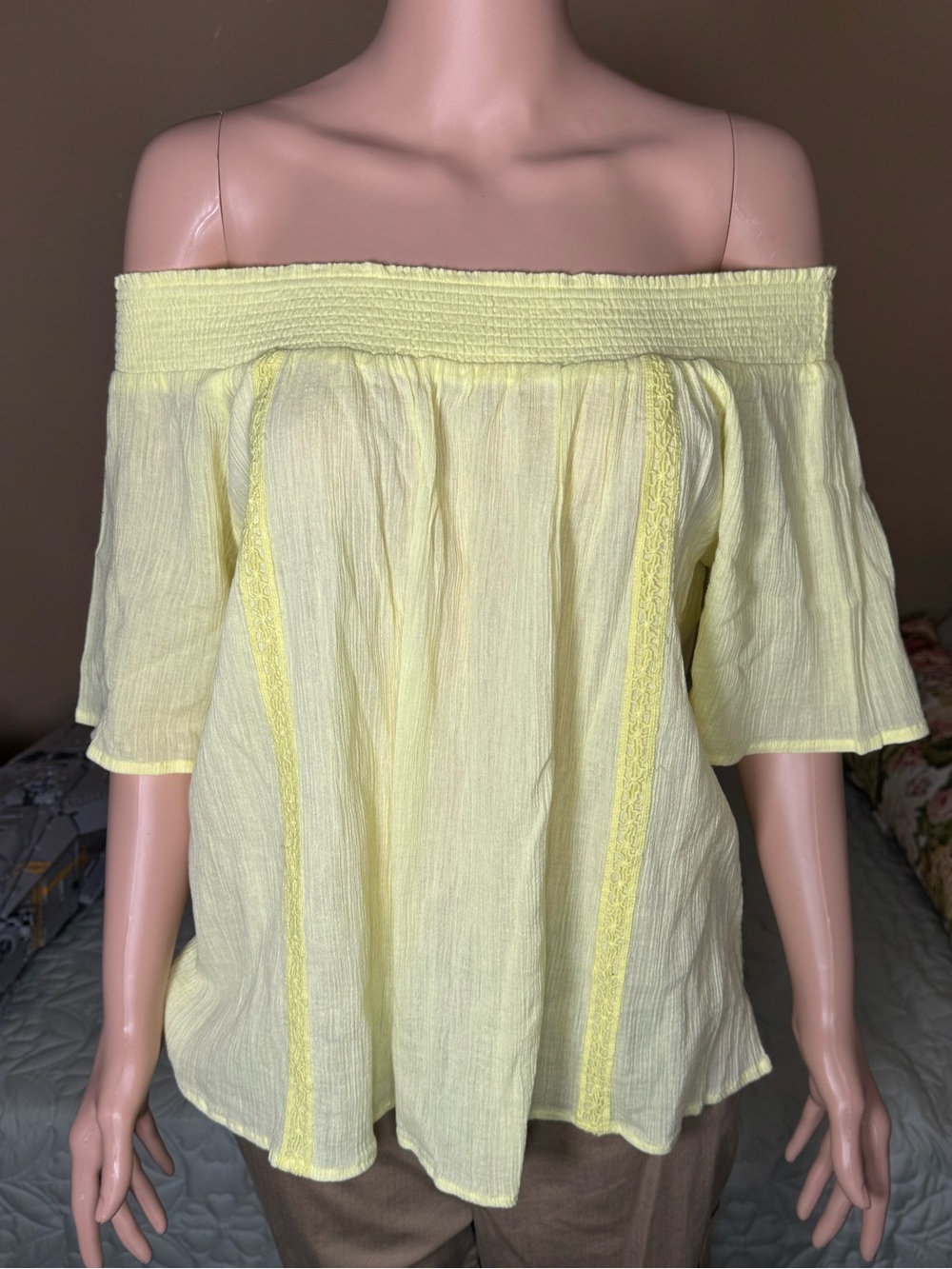 New York & Company Pale Yellow Off-Shoulder Peasant Top